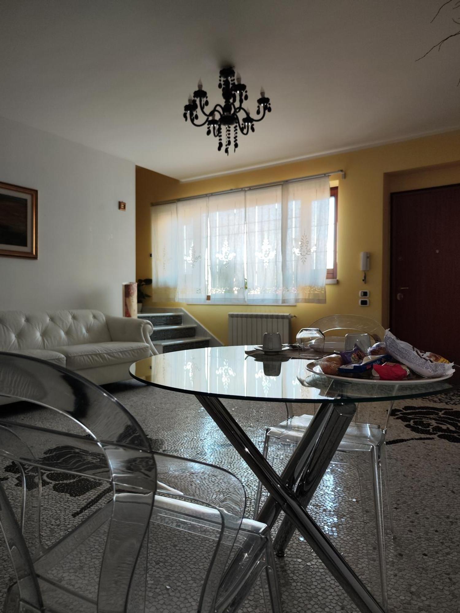 B&B Rossella Montoro Inferiore Bagian luar foto