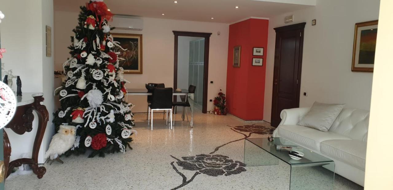 B&B Rossella Montoro Inferiore Bagian luar foto